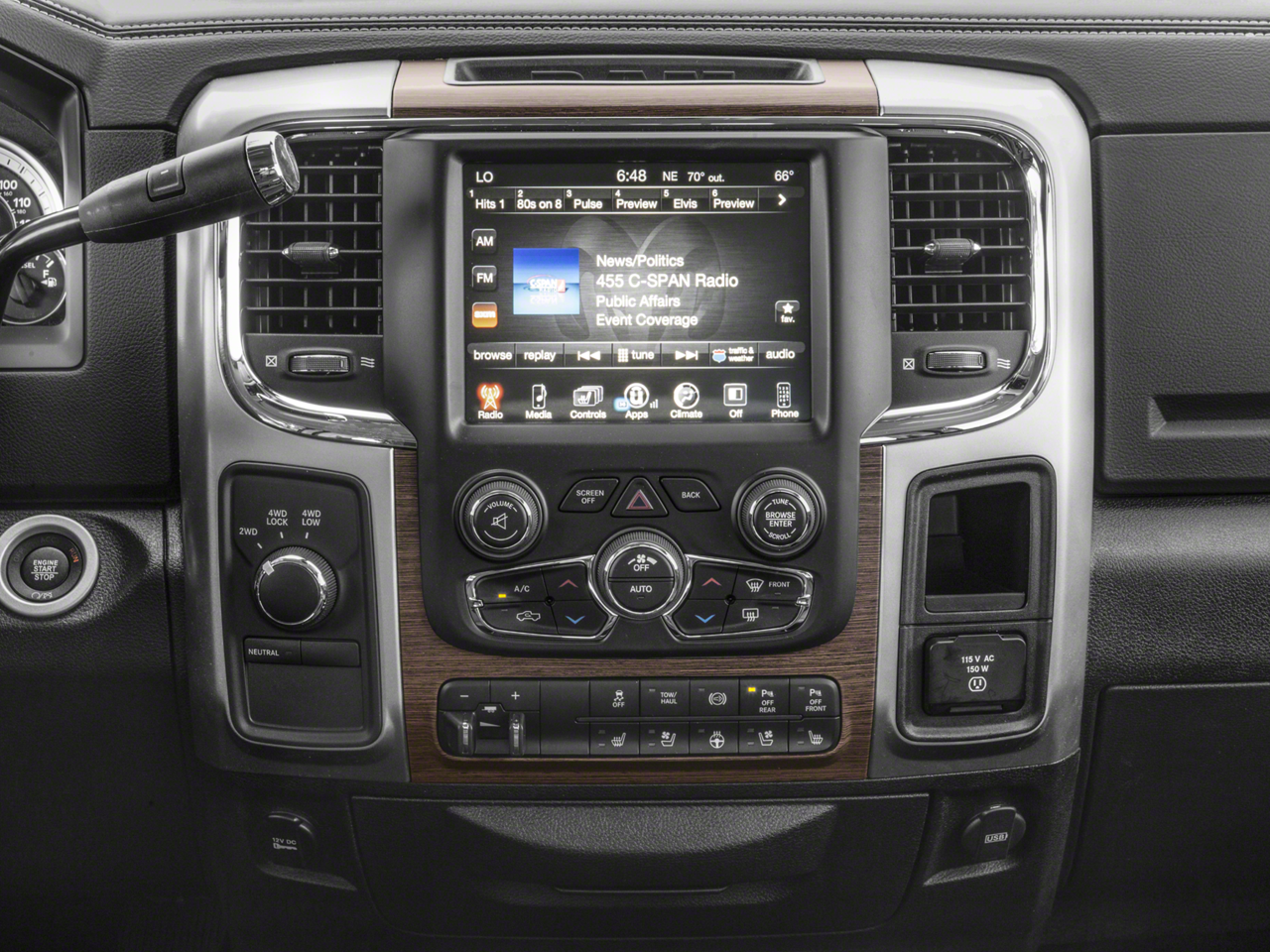 2017 RAM 2500 Laramie Crew Cab 4x4 6'4" Box