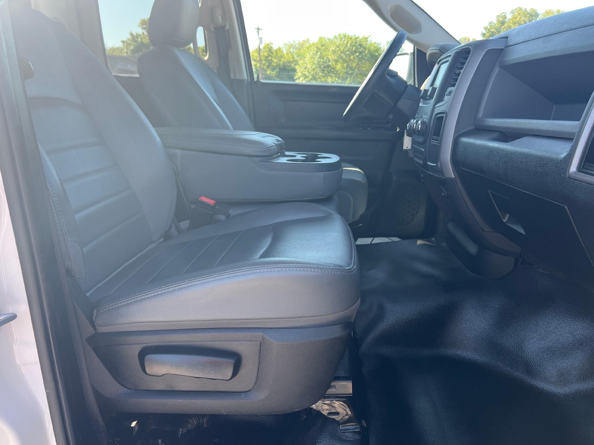 2020 RAM 1500 Classic Express 4x4 Quad Cab 6'4" Box