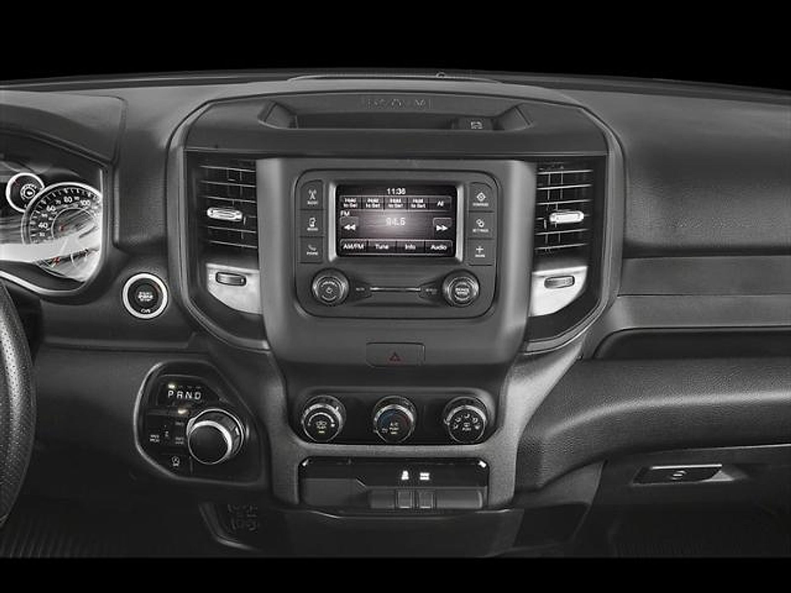 2024 RAM 1500 Tradesman Crew Cab 4x4 5'7" Box