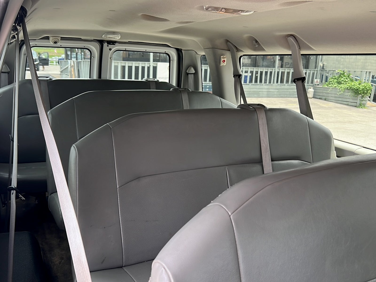 2013 Ford E350 XL