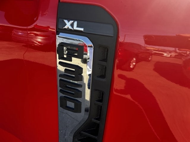 2025 Ford Super Duty F-350 DRW F-350® XL