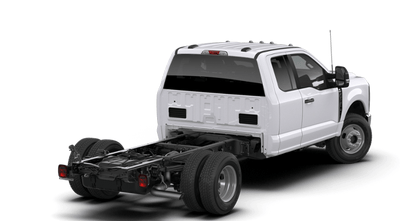 2026 Ford Super Duty F-350 DRW ® XLT