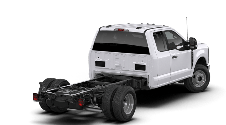 2026 Ford Super Duty F-350 DRW ® XLT
