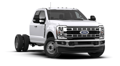 2026 Ford Super Duty F-350 DRW ® XLT