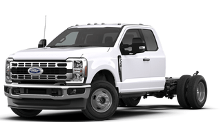 2026 Ford Super Duty F-350 DRW ® XLT