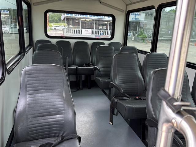 2017 Ford Transit Cutaway T-350 DRW 138" WB 10360 GVWR