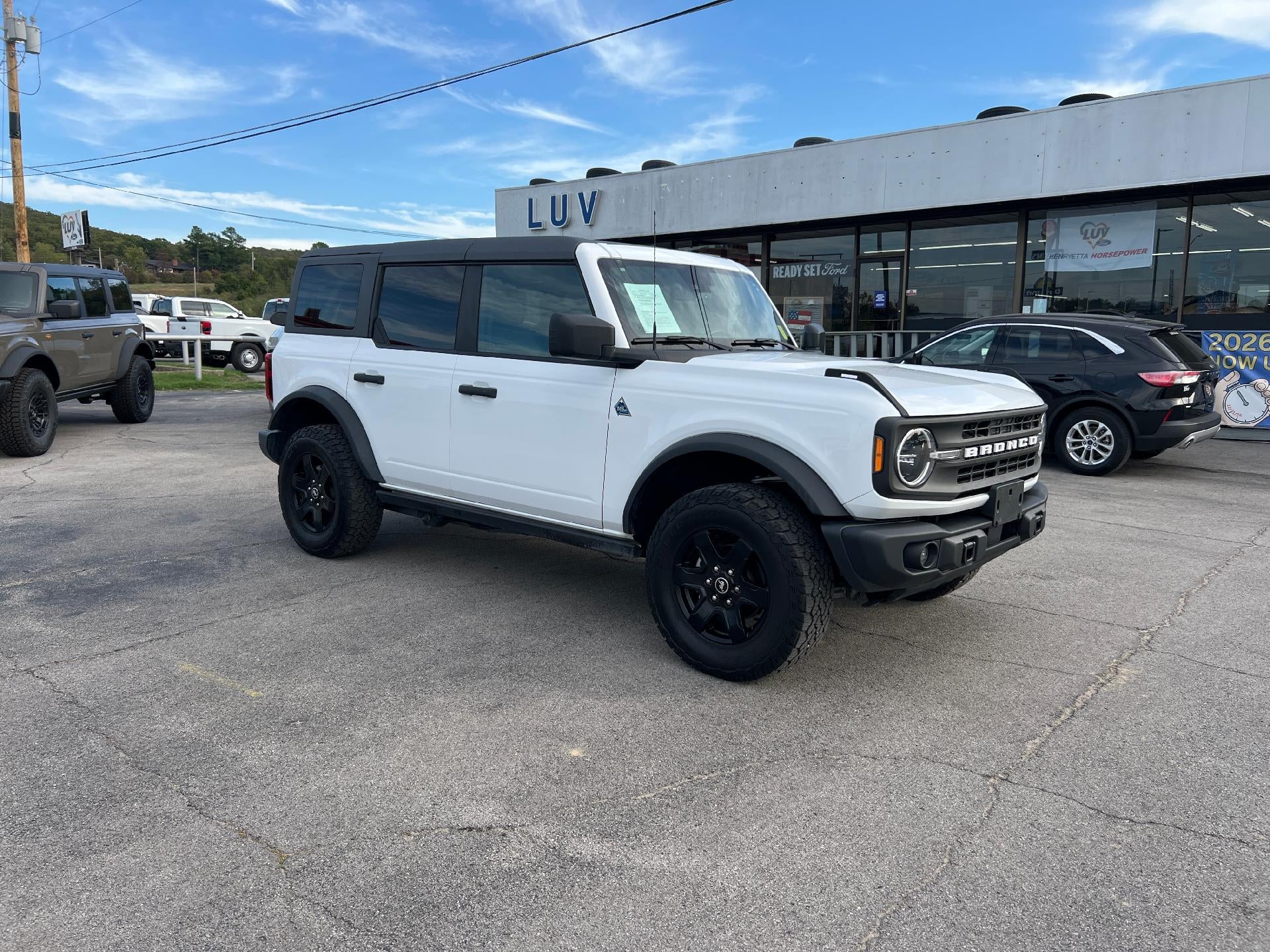2024 Ford Bronco 4-Door Black Diamond