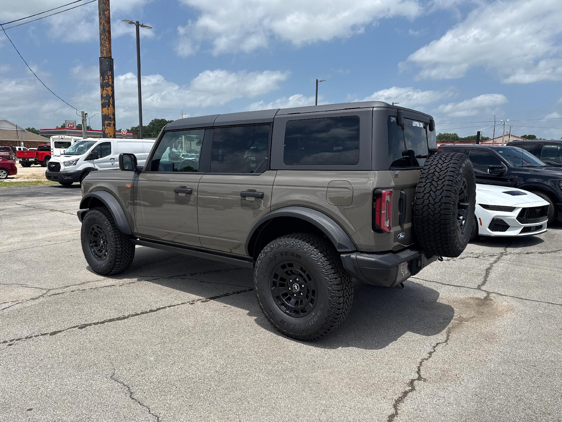 2026 Ford Bronco Badlands 4 Door Advanced 4x4