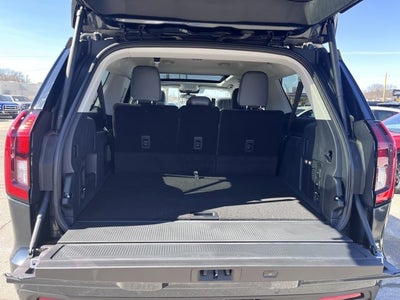 2025 Ford Expedition Max Active MAX