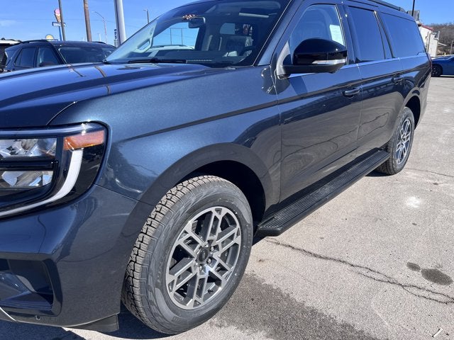 2025 Ford Expedition Max Active MAX