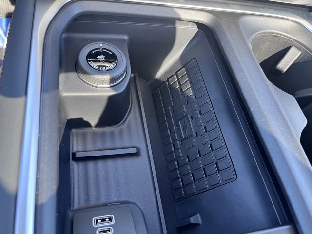 2025 Ford Expedition Max Active MAX