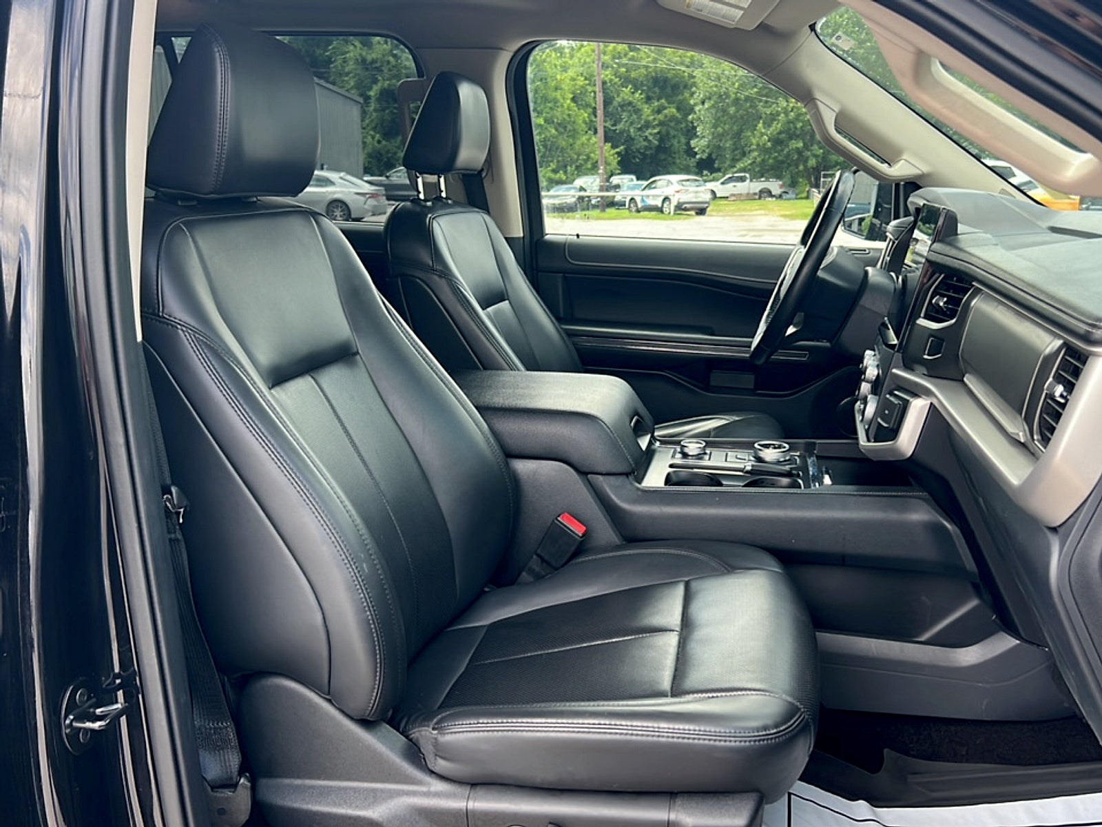 2023 Ford Expedition XLT MAX