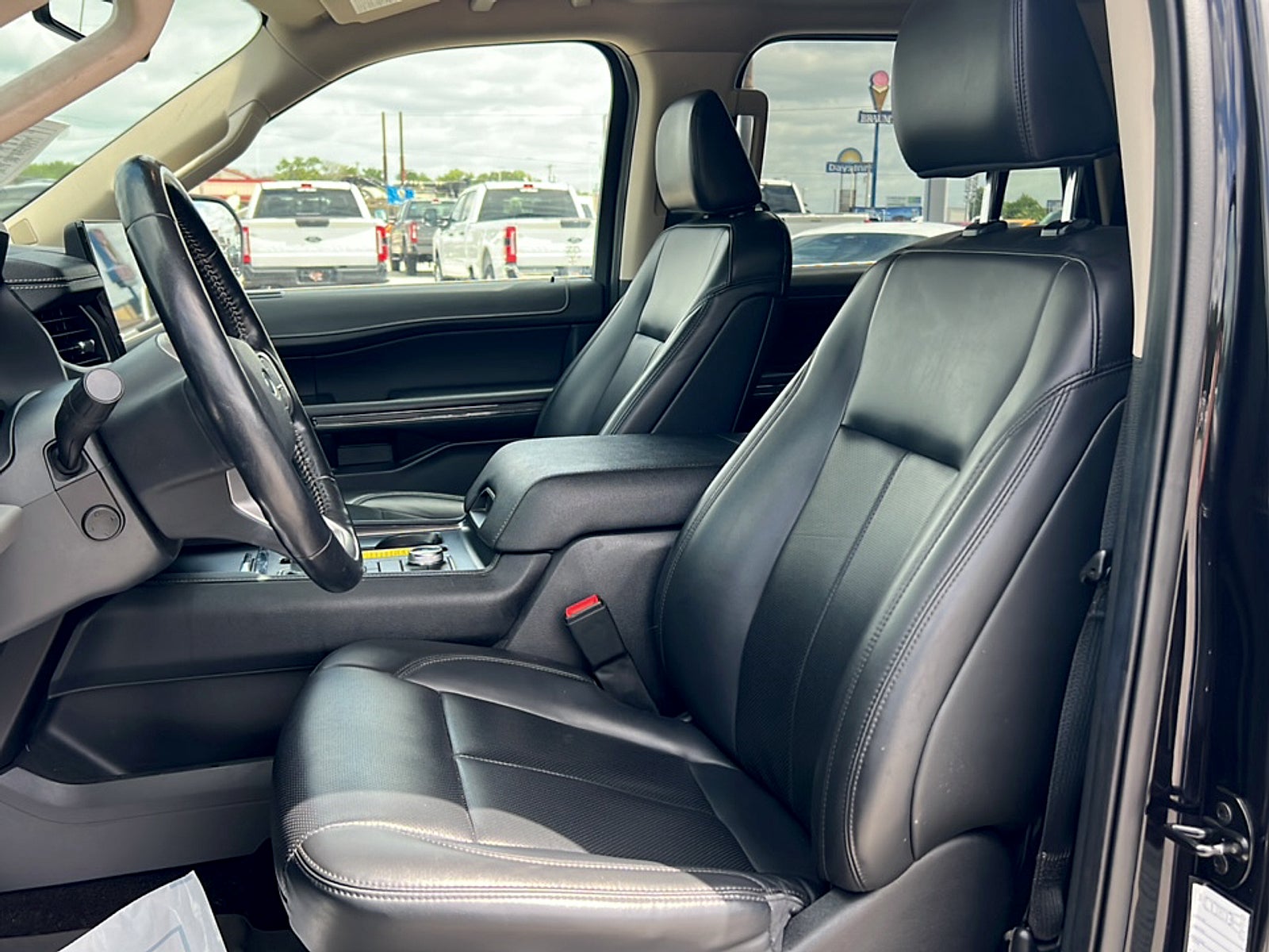 2023 Ford Expedition XLT MAX