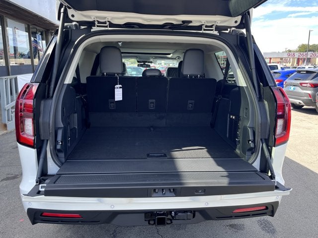 2025 Ford Expedition Max Active MAX