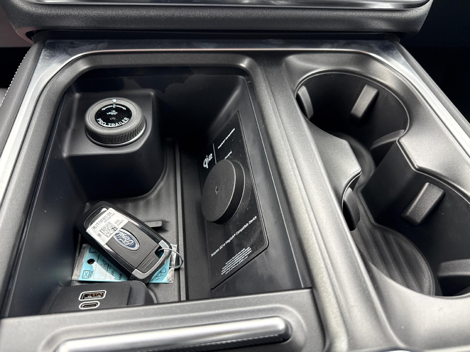 2027 Ford Expedition Max Platinum 4x4