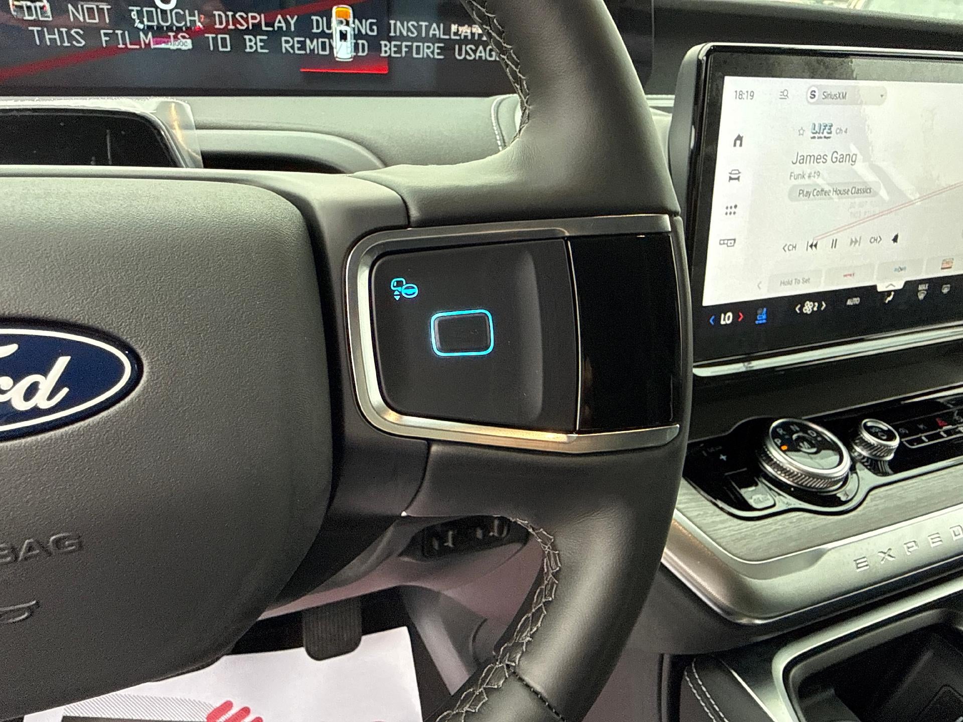 2027 Ford Expedition Max Platinum 4x4