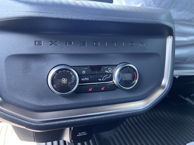 2025 Ford Expedition TREMOR®