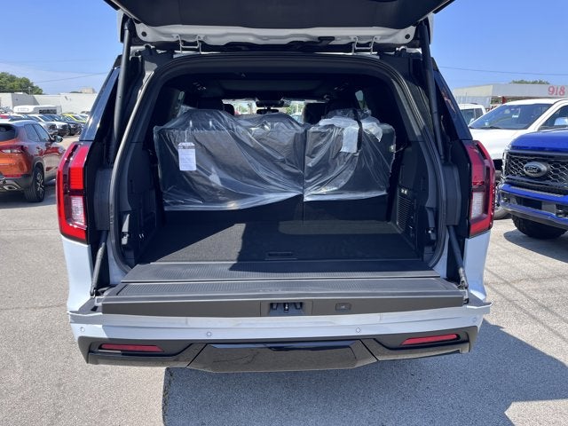 2025 Ford Expedition TREMOR®