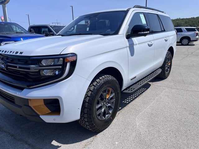 2025 Ford Expedition TREMOR®