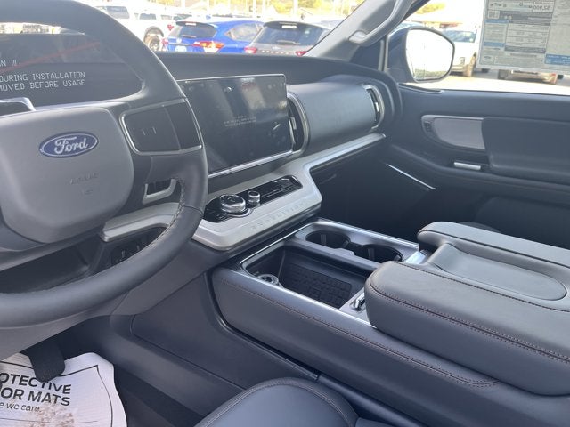 2025 Ford Expedition TREMOR®