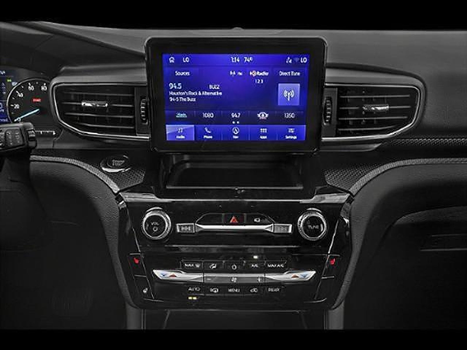 2022 Ford Explorer ST-Line RWD