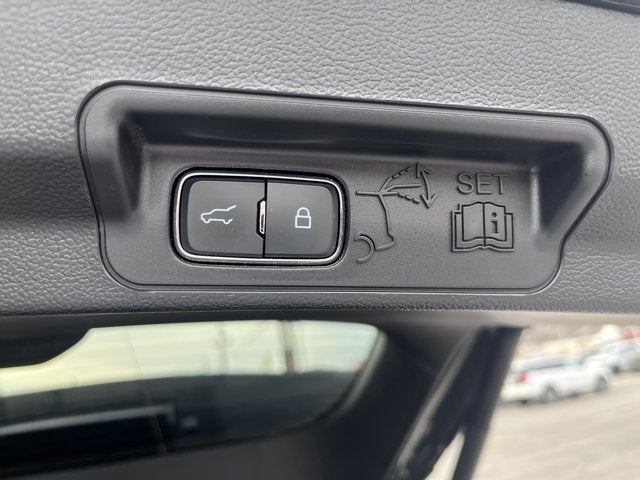 2023 Ford Explorer Base