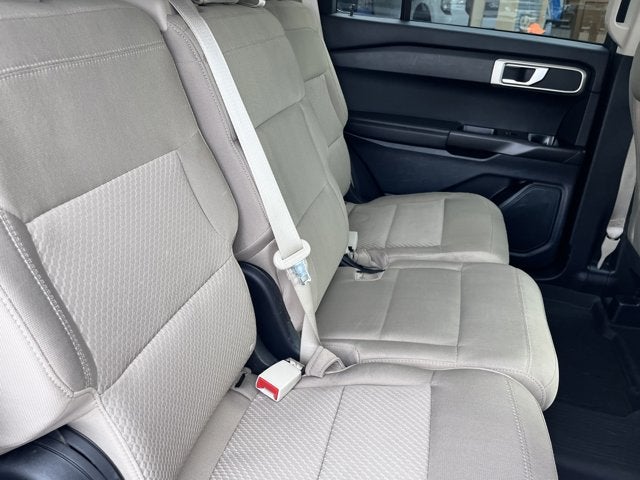 2023 Ford Explorer Base