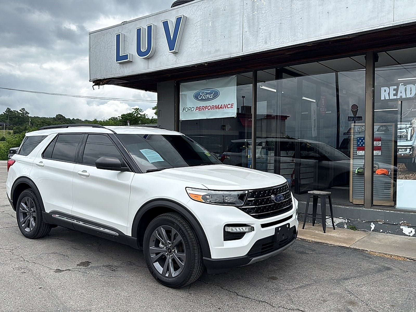 2021 Ford Explorer