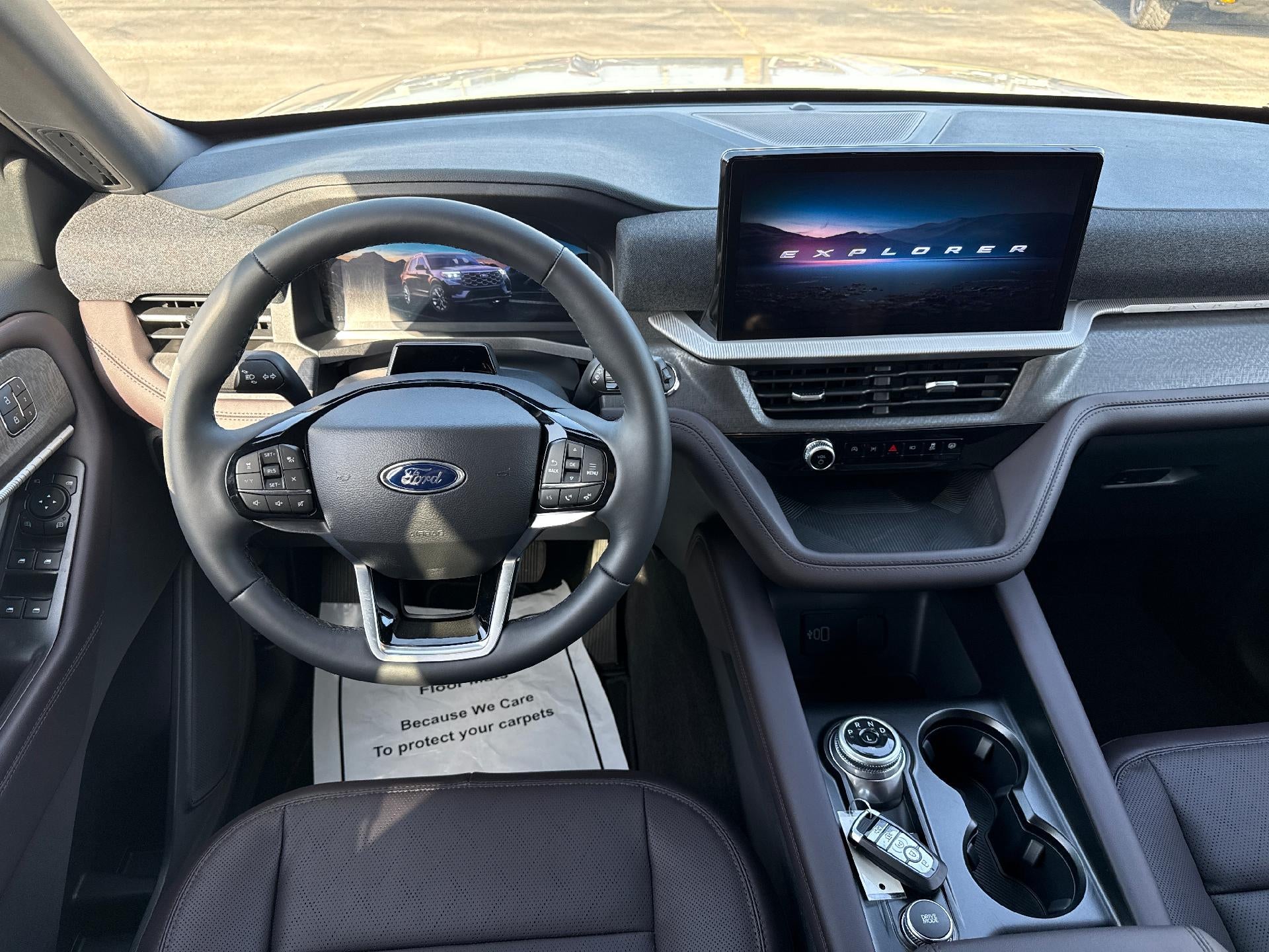 2027 Ford Explorer Platinum RWD