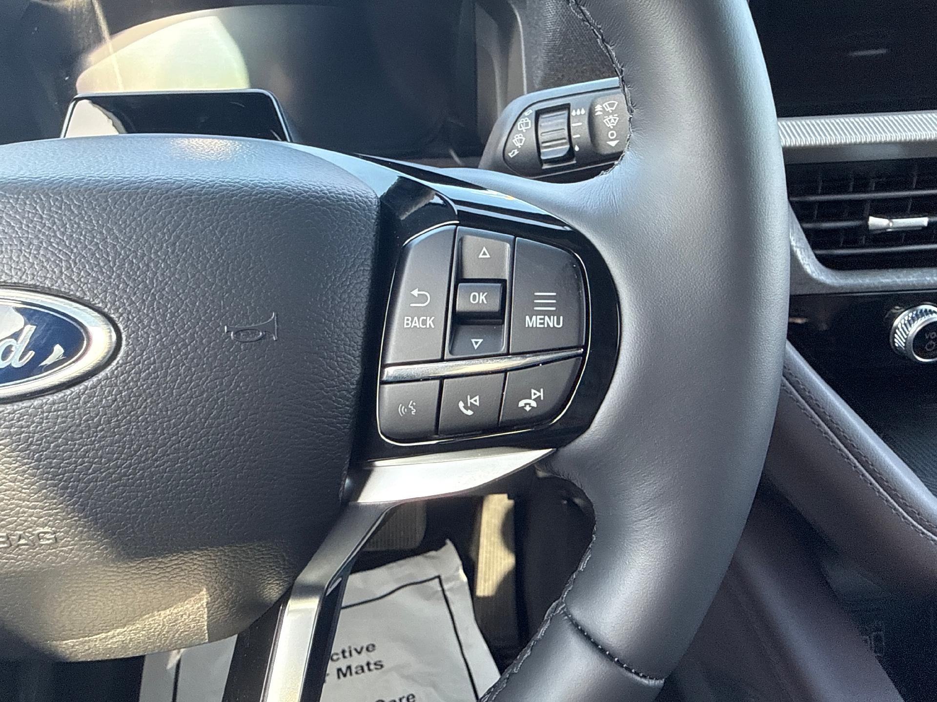 2027 Ford Explorer Platinum RWD