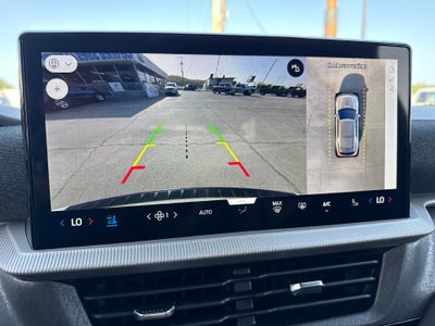 2027 Ford Explorer Platinum RWD