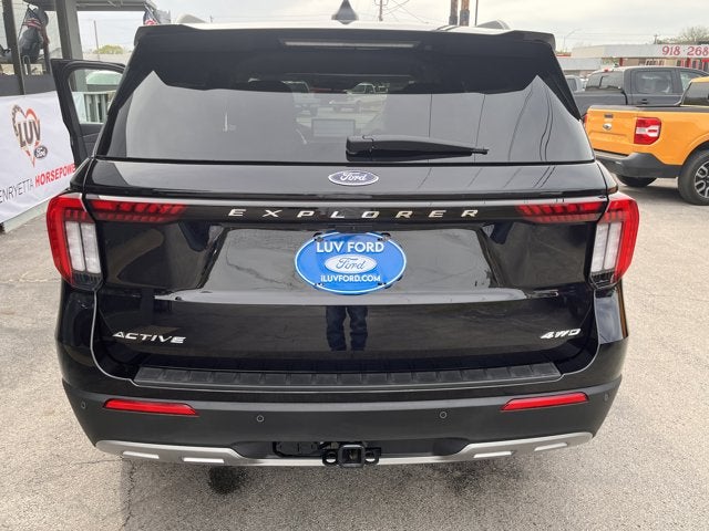 2025 Ford Explorer Active