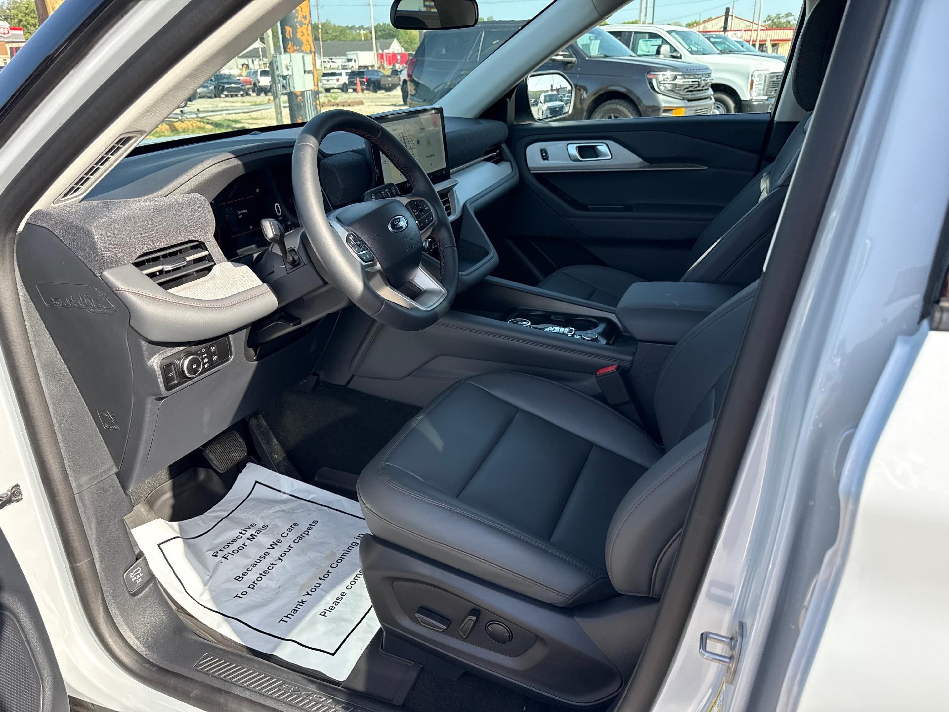 2026 Ford Explorer Active w/200A Pkg 4WD