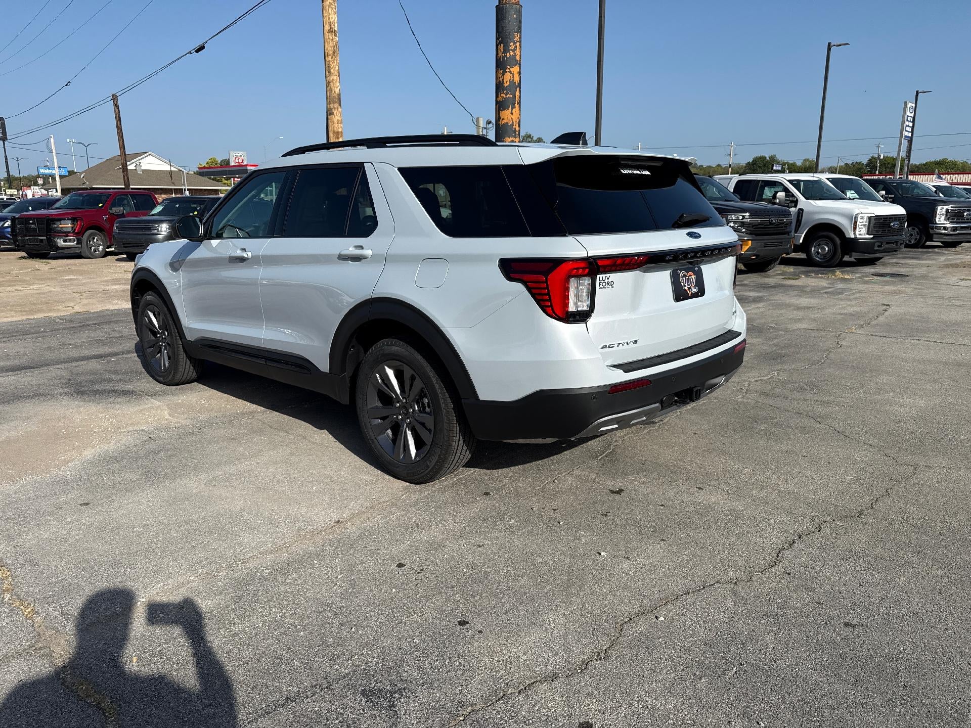 2026 Ford Explorer Active w/200A Pkg 4WD