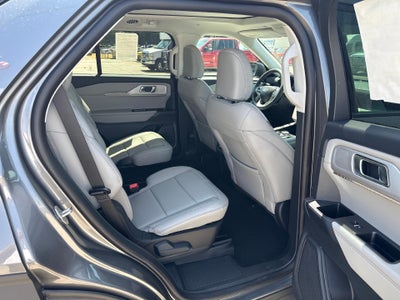 2026 Ford Explorer Active w/200A Pkg 4WD