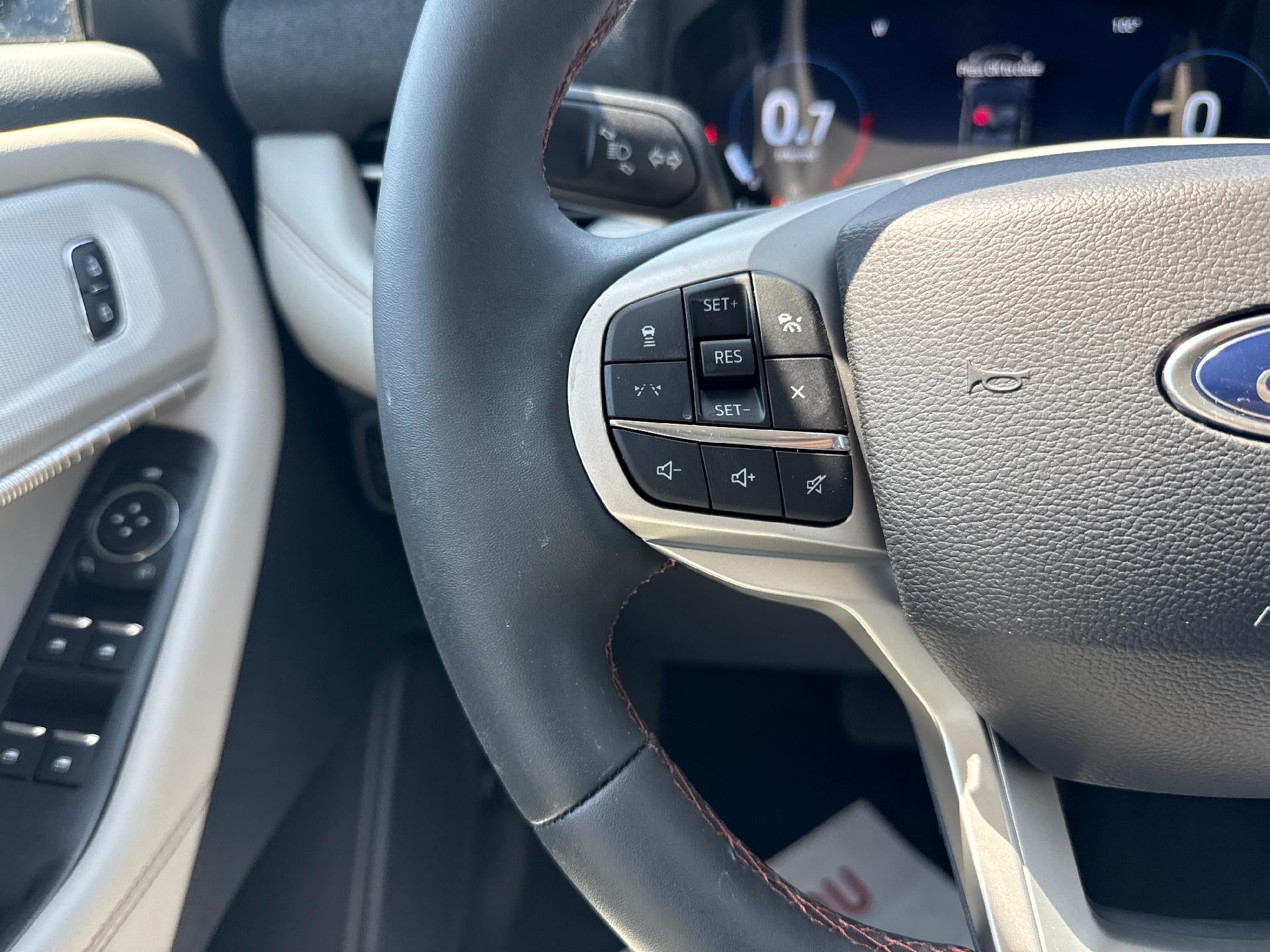 2026 Ford Explorer Active w/200A Pkg 4WD
