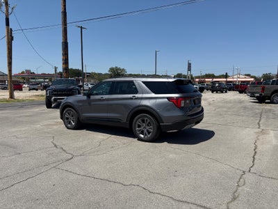 2026 Ford Explorer Active w/200A Pkg 4WD