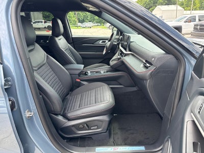 2026 Ford Explorer ST-Line 4WD