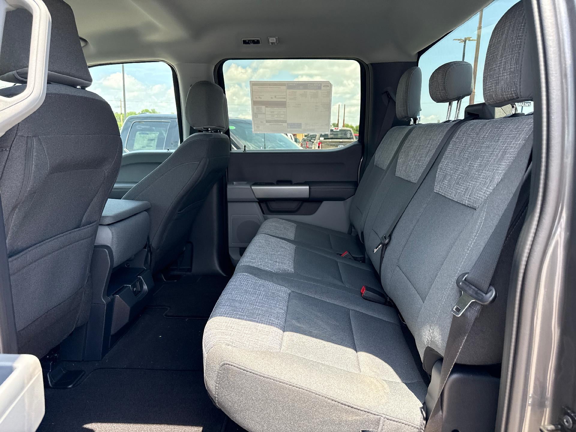2026 Ford Super Duty F-250 SRW XL 4WD Crew Cab 6.75' Box