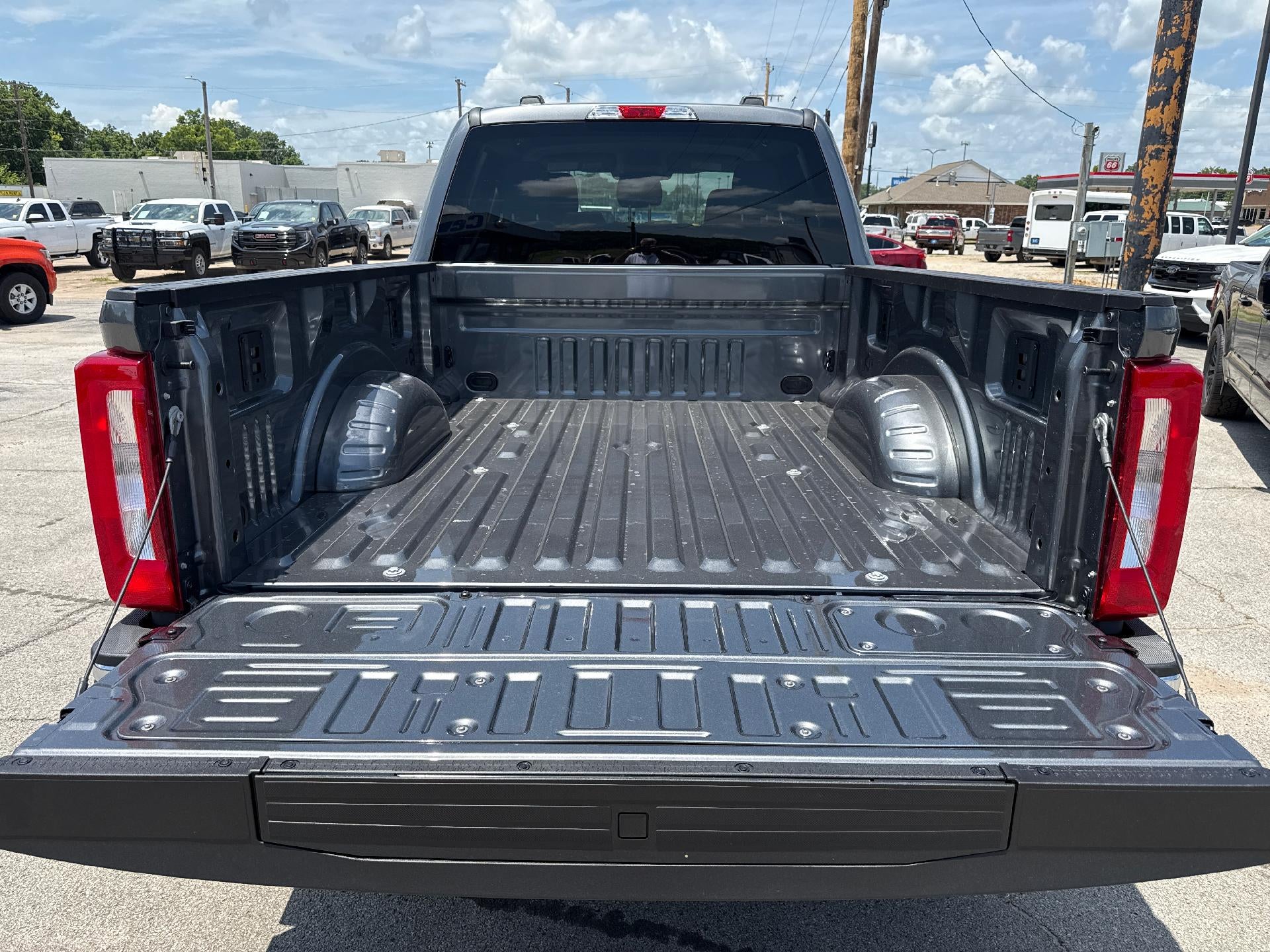 2026 Ford Super Duty F-250 SRW XL 4WD Crew Cab 6.75' Box