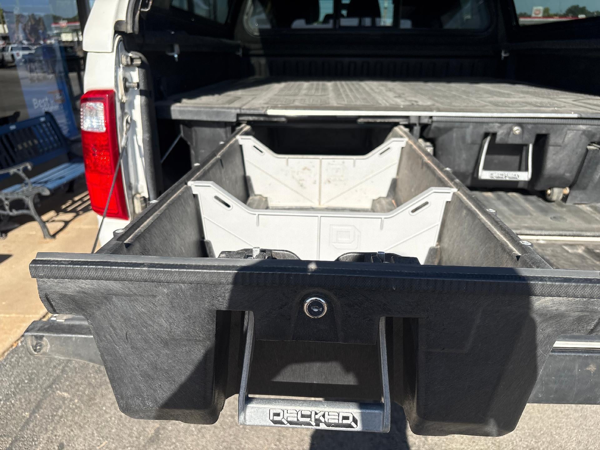 2016 Ford Super Duty F-250 SRW SUPERCREW FX 4 LARIAT