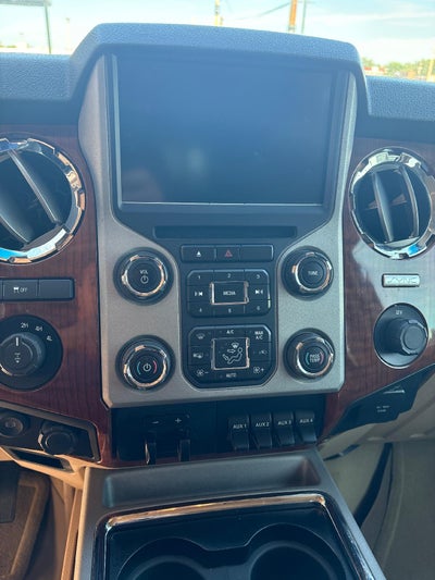 2016 Ford Super Duty F-250 SRW SUPERCREW FX 4 LARIAT