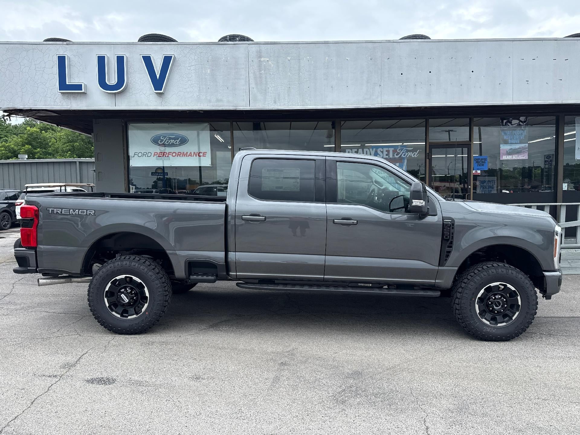 2026 Ford Super Duty F-250 SRW XL 4WD Crew Cab 6.75' Box