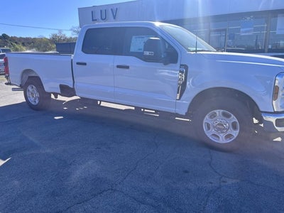 2026 Ford Super Duty F-350 SRW F-350® XLT