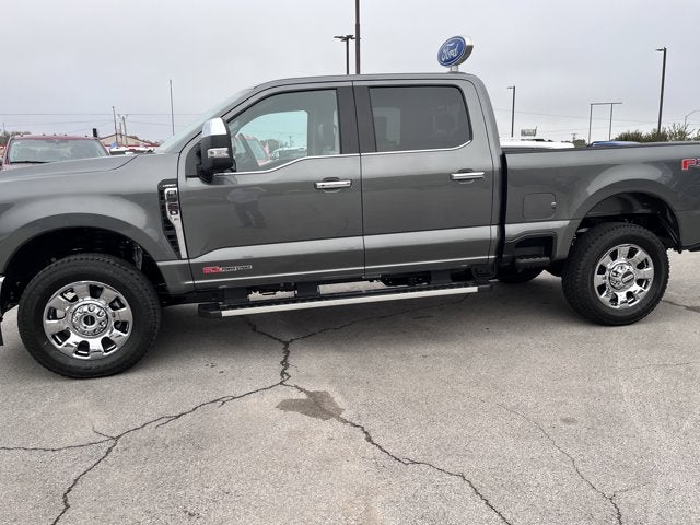 2026 Ford Super Duty F-350 SRW F-350® Lariat®