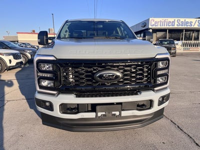 2026 Ford Super Duty F-350 SRW F-350® Lariat®