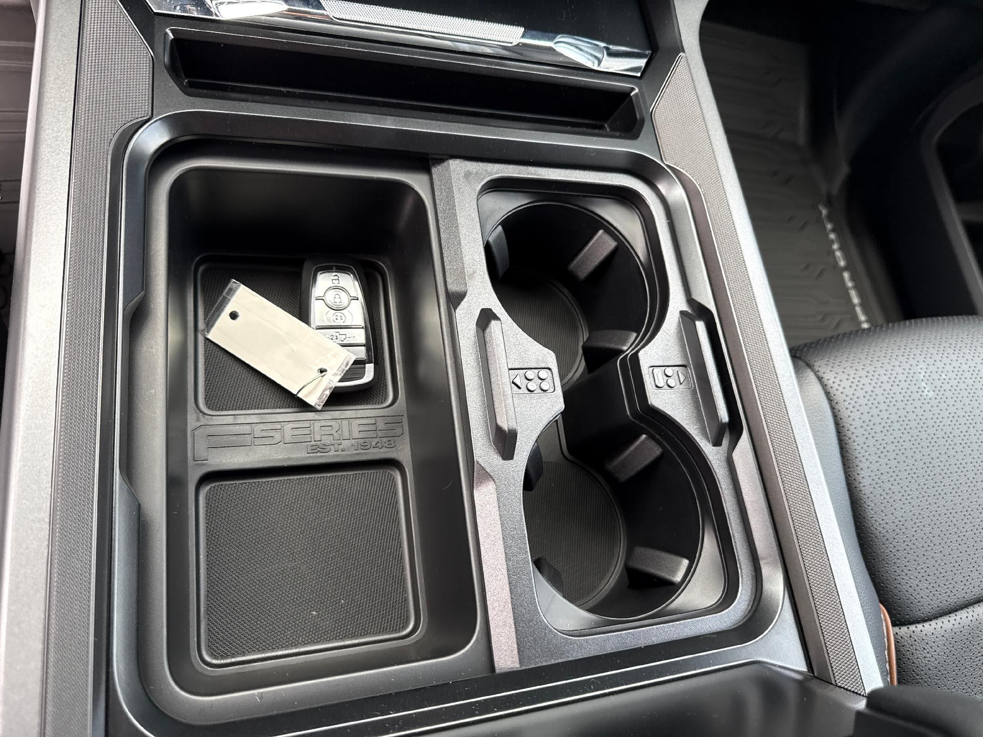 2026 Ford Super Duty F-350 SRW XLT 4WD Crew Cab 6.75' Box