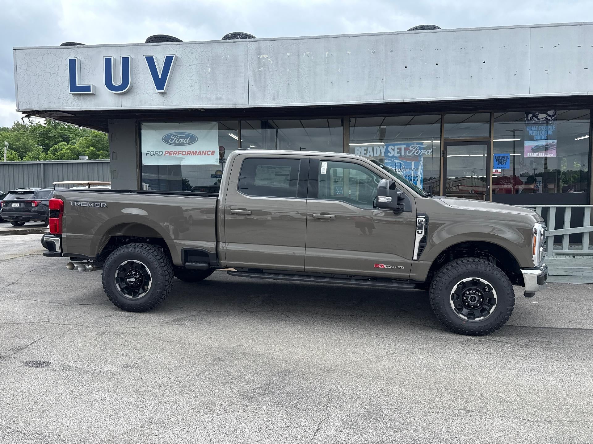 2026 Ford Super Duty F-350 SRW XLT 4WD Crew Cab 6.75' Box