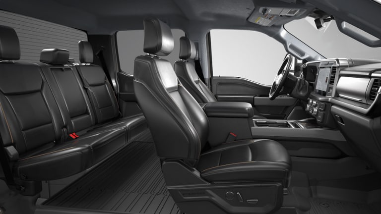2026 Ford Super Duty F-350 SRW ® Lariat®