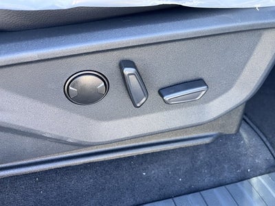 2026 Ford Super Duty F-350 SRW F-350® Lariat®